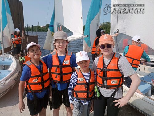 2025_06_06_155653 Полосатый жираф Алик ПавлушинаТ КутинП ФоменковН КовязинЮ